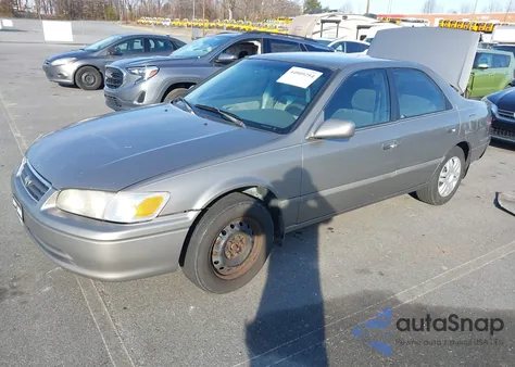 2000 Toyota Camry Le из США, поврежденный, VIN 4T1BG28K2YU671899